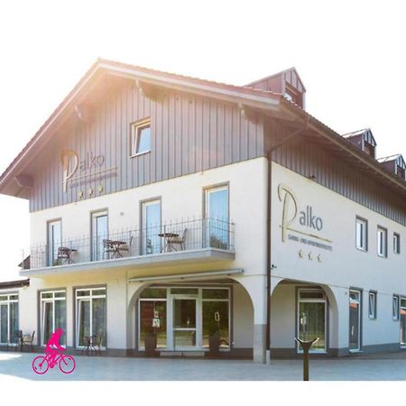 Hotel Palko Dingolfing Kültér fotó