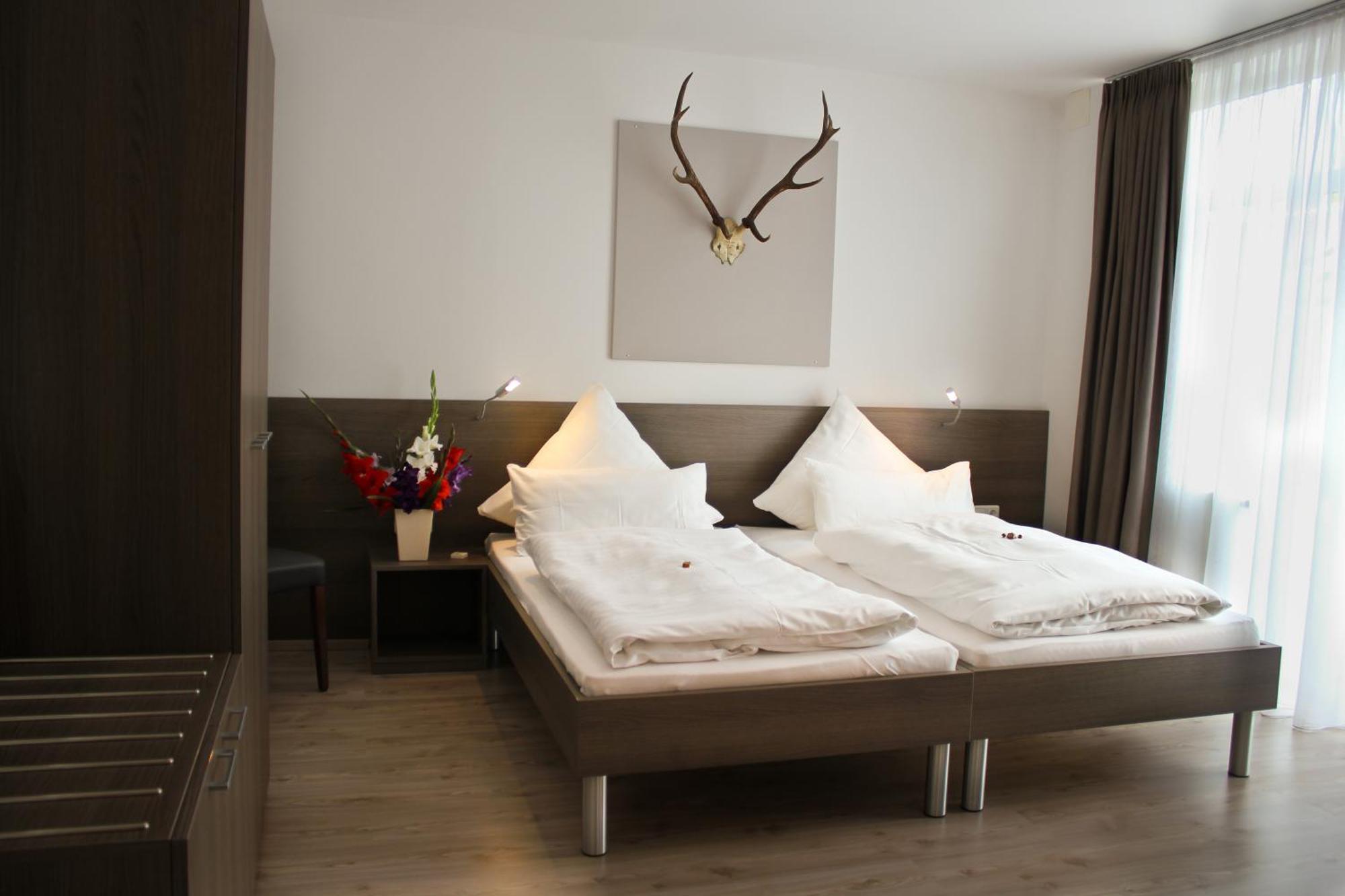 Hotel Palko Dingolfing Kültér fotó