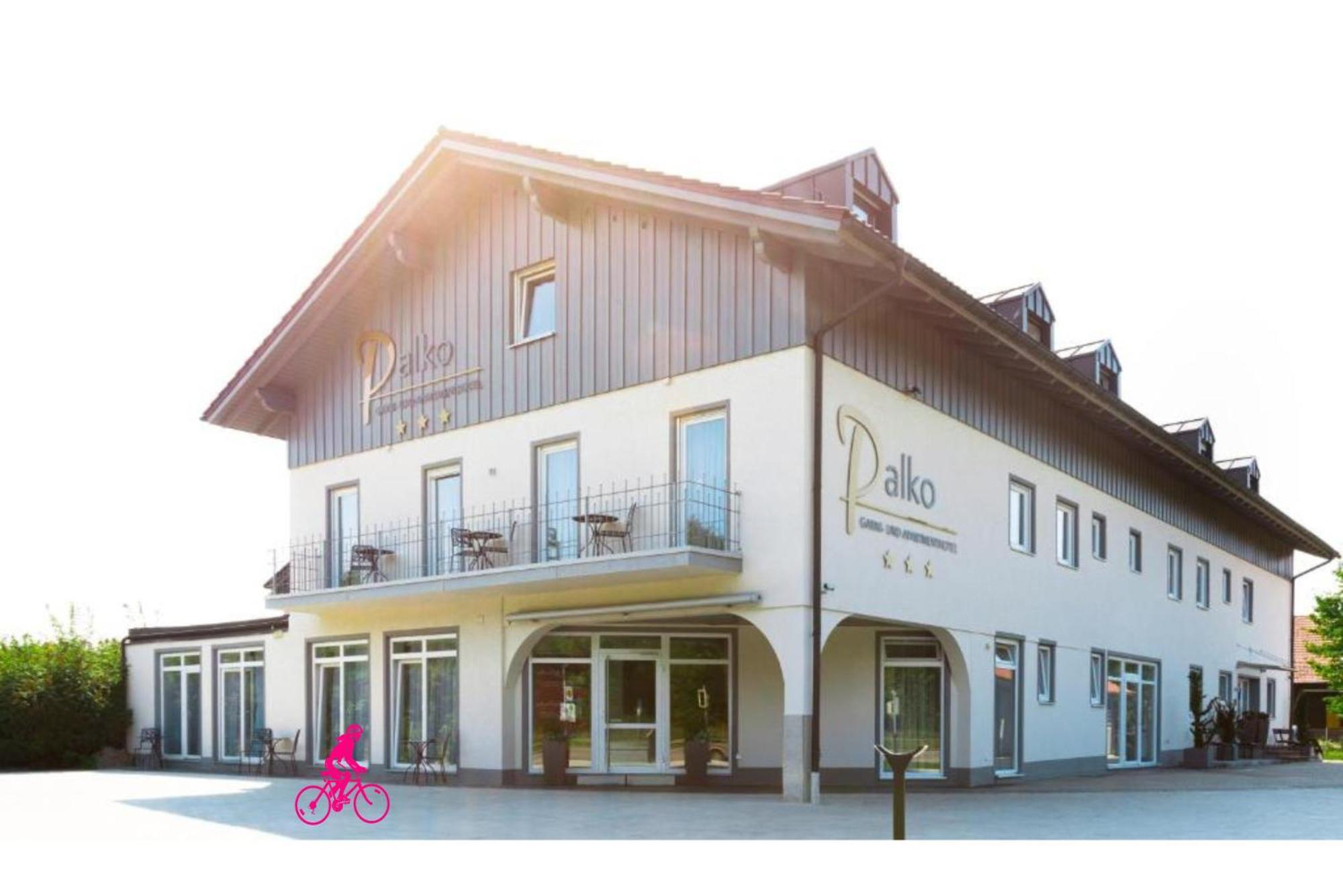 Hotel Palko Dingolfing Kültér fotó