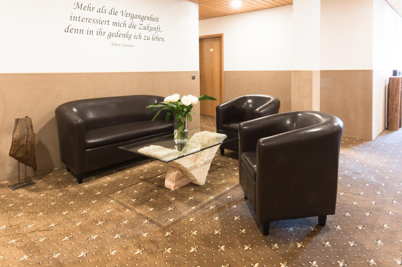 Hotel Palko Dingolfing Kültér fotó