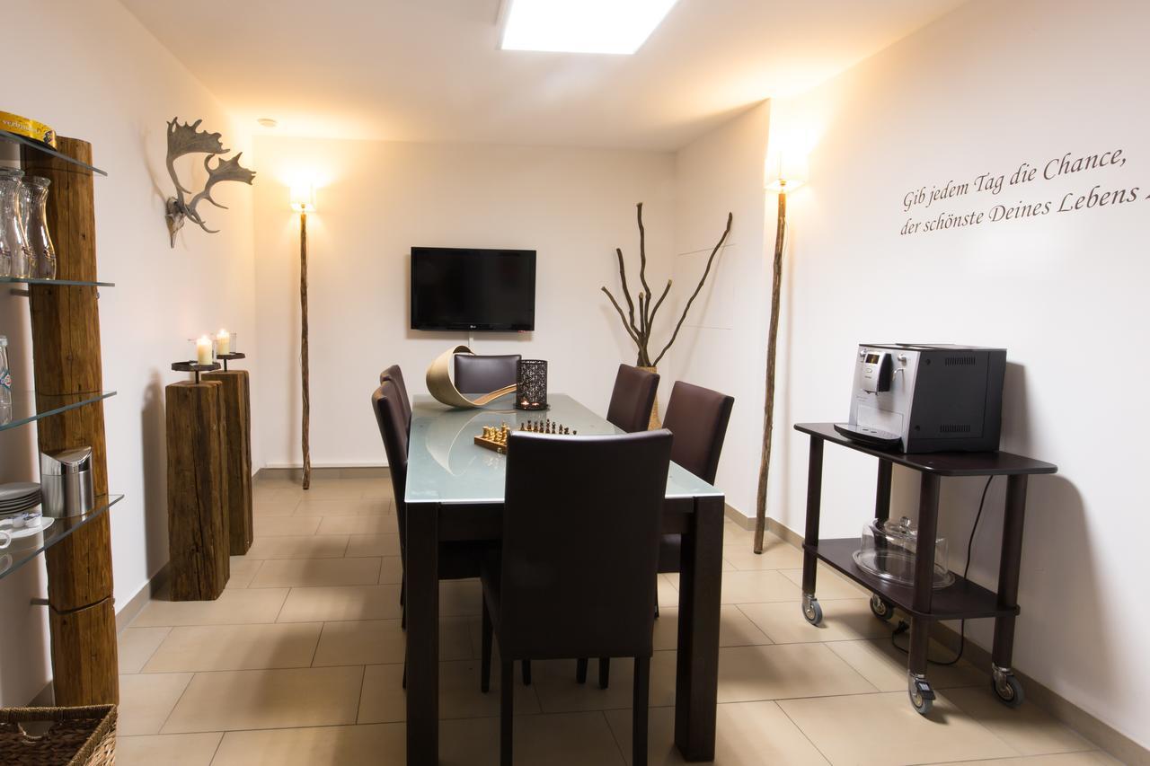Hotel Palko Dingolfing Kültér fotó